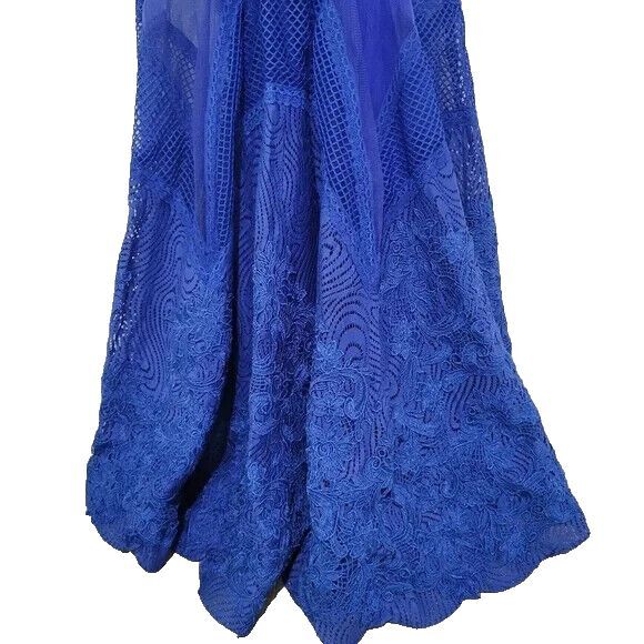 MAC DUGGAL NWT EMBROIDERED SLEEVELESS PLUNGE NECK TRUMPET GOWN ROYAL BLUE SZ 18 - Picture 7 of 9
